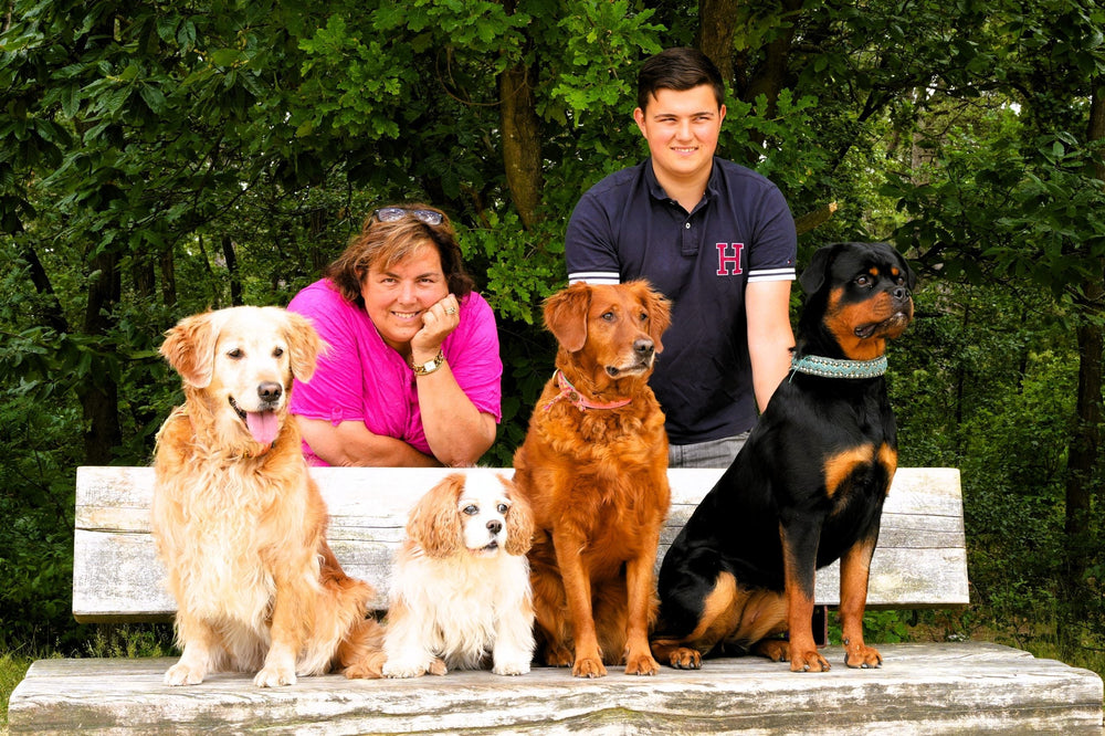 Lianne en Jamie van Hondentrainingscentrum Lianne met hun honden