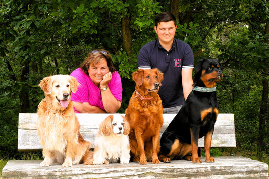 Puppy bijten leren begrijpen: wat je pup je vertelt en wat jij kunt doen