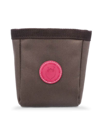 Hazel leckerlibeutel textil dark choco kleur brown